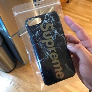 Supreme phone case IPhone 7 Plus / 8 plus